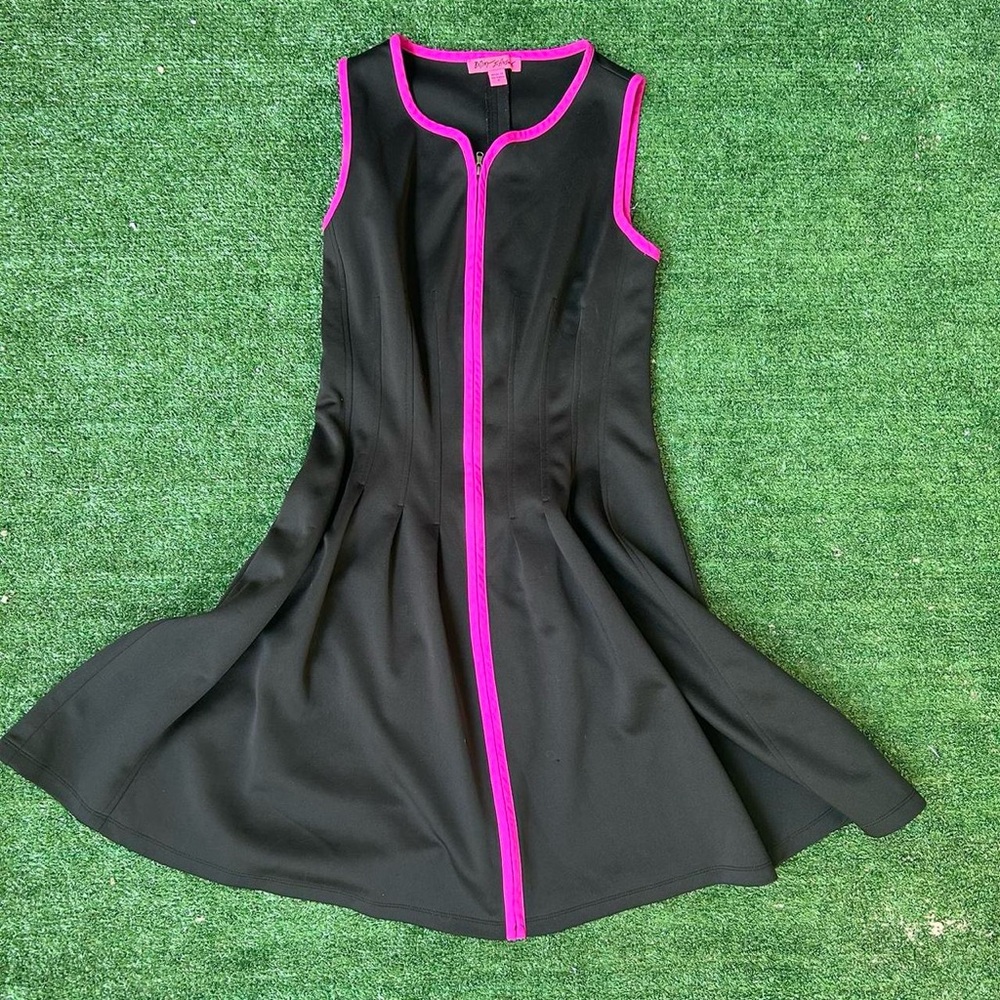 Betsey Johnson black and Pink zipper Dress